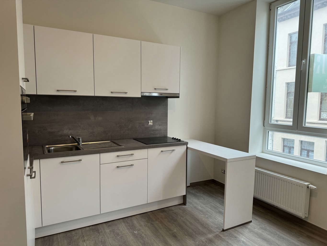 1-slpk-appartement / volledig vernieuwd / goede ligging - foto 5