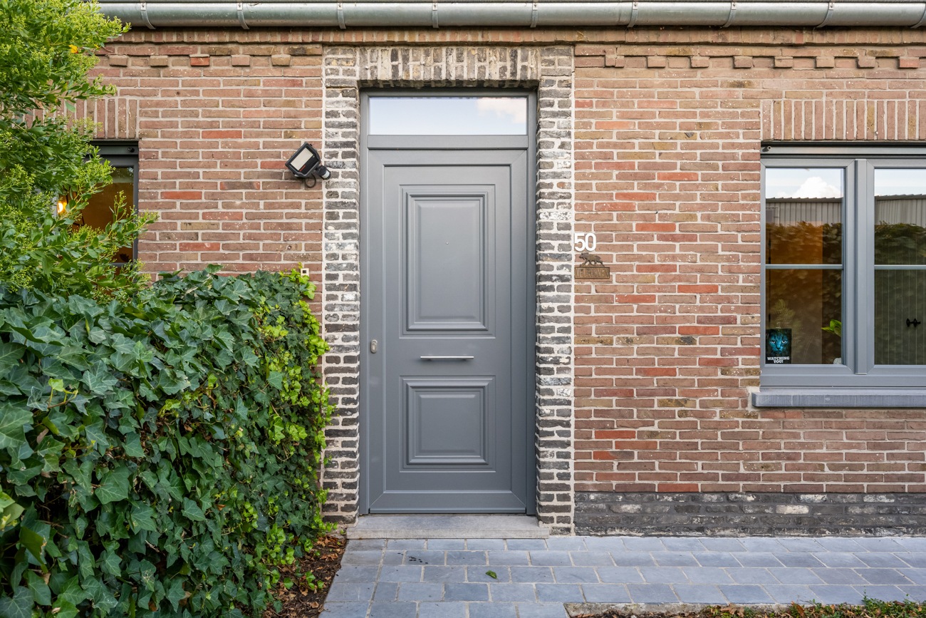 Charmante gerenoveerde woning met 5 slpks op een rustige ligging - foto 4