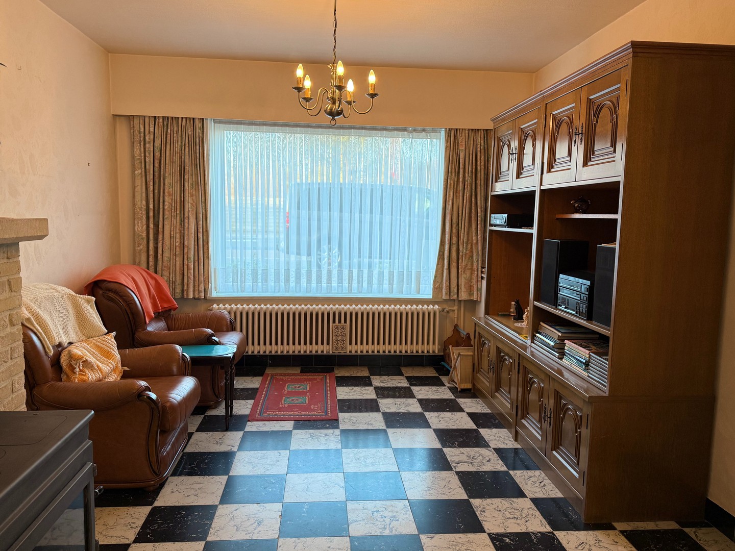 Goed onderhouden rijwoning met garage - foto 2