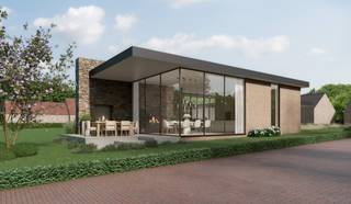 Deze woning kan aangekocht worden aan het gunsttarief van 6% BTW<br /><br />In het landelijke Huise bevindt zich deze elegante laagbouwvilla, discreet ingeplant op een perceel van circa 1.400 m². De woning combineert een tijdloze architectuur met een sterke focus op licht, ruimte en wooncomfort.<br /><br />Met een bruto bewoonbare oppervlakte van 314 m² biedt deze villa een bijzonder aangename leefervaring op één niveau. Grote raampartijen zorgen voor een mooie interactie tussen binnen en buiten en laten het daglicht rijkelijk binnenstromen in de verschillende leefruimtes.<br /><br />De indeling is doordacht en functioneel. De leefruimte vormt het hart van de woning en sluit naadloos aan op de keuken, met zicht op de tuin. Daarnaast beschikt de villa over drie volwaardige slaapkamers en twee badkamers, wat ze uitermate geschikt maakt voor wie op zoek is naar comfort en privacy. <br /><br />Een polyvalente ruimte biedt extra mogelijkheden als bureau, hobbyruimte of logeerkamer.<br /><br />De dubbele garage en bijkomende bergruimtes zorgen voor het nodige praktisch gemak, zonder in te boeten aan esthetiek of rust.<br /><br />Deze woning is een mooie opportuniteit voor wie op zoek is naar een kwalitatieve, gelijkvloerse villa met een tijdloos karakter, in een rustige en groene omgeving.