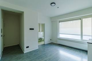 ! Opendeurdag op 20/8 van 17h tot 20h - ENKEL VOOR STUDENTEN!Bent U op zoek naar de perfecte studentenkamer / studentenstudio?LIGGING:Gelegen aan de...