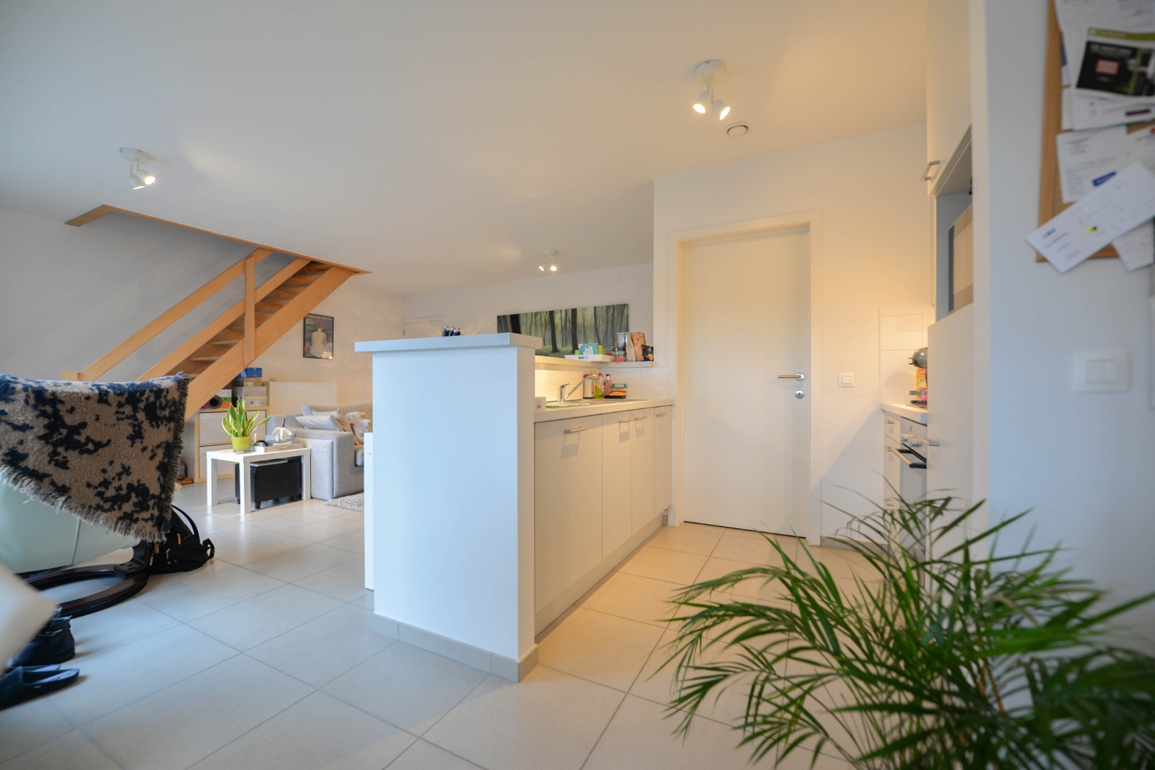 Te huur lichtrijk, energiezuinig duplex appartement te Oudenaarde! - foto 3
