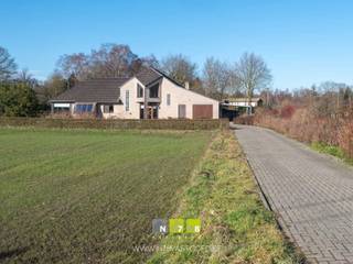 VRIJSTAANDE CHARMANTE RUIME WONING OP EEN RIANT PERCEEL VAN 49A98CA TE OUDSBERGEN (ELLIKOM)TROEVEN- Gelegen in een landelijke omgeving en zeer...