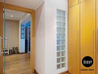 Immo Store presents this EXCEPTIONALLY SPACIOUS HOUSE with WORKSHOP and GARAGE in Sint-Agatha-Berchem, located on the IMPORTANT CONNECTION...