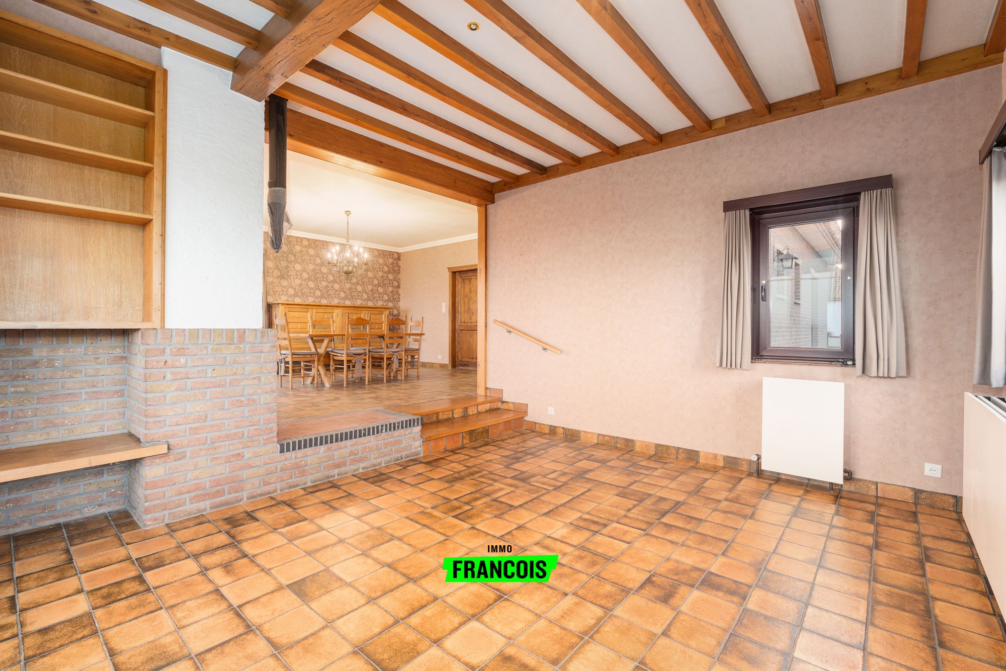 TE KOOP – Ruime villa met prachtig landelijk zicht en tal van mogelijkheden - foto 3