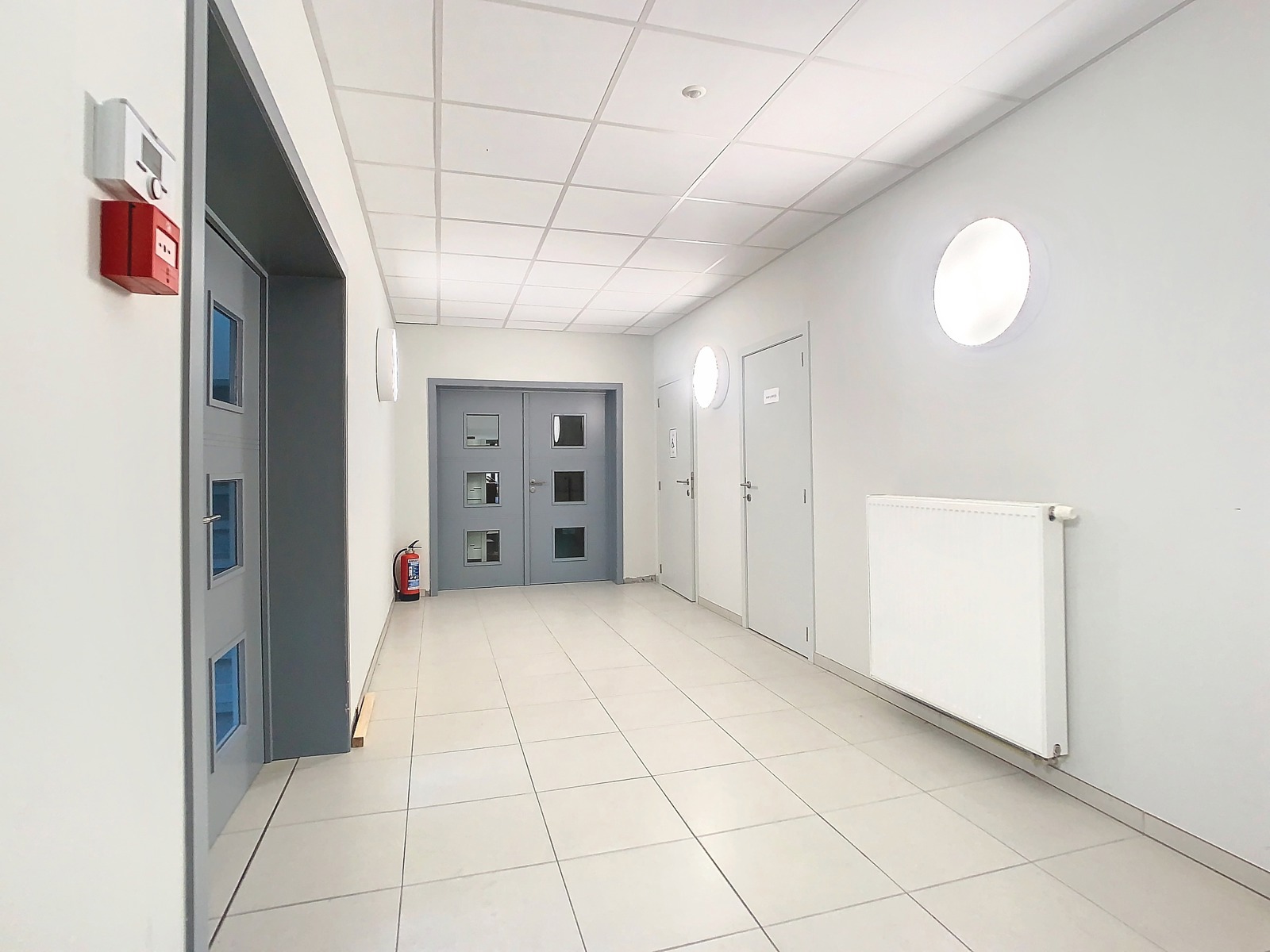 Centraal gelegen, polyvalente handelsruimte! - foto 4