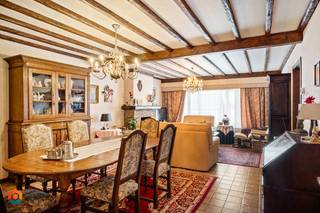 Op een uitstekende locatie in het centrum van Putte bevindt zich dit ruim 3 slaapkamer appartement met garagebox. Het appartement bevindt zich in...