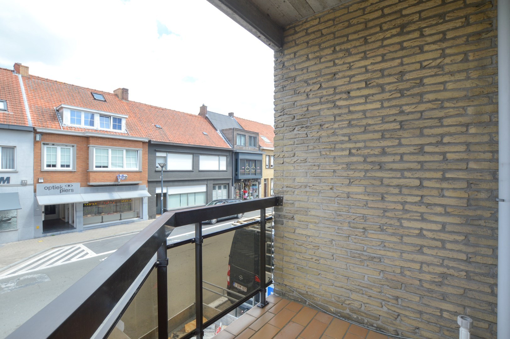 Ruim appartement gelegen in het centrum van Oudenburg - foto 4