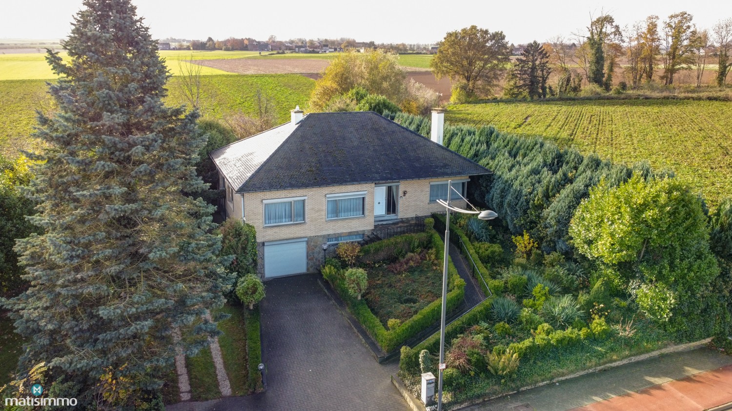 House for sale in Bilzen-Hoeselt with 3 bedrooms - photo 2