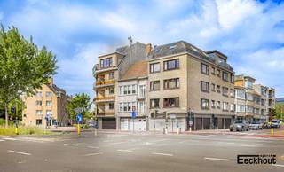 Dit appartement is gelegen nabij belangrijke invalswegen en op een steenworp van het bosje, op deze manier geniet u hier van het beste van...
