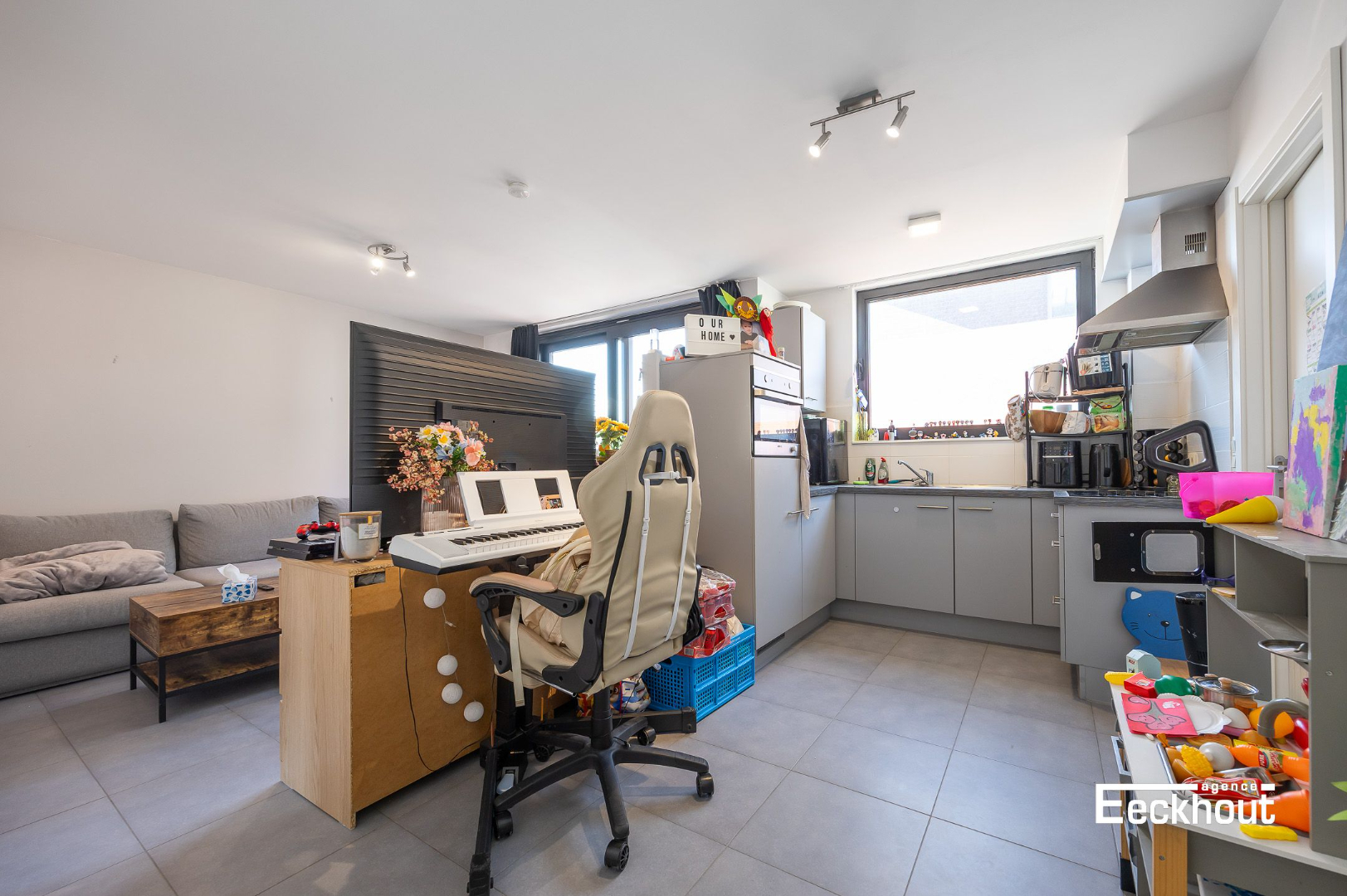 Instapklaar appartement op enkele passen van het centrum te Oostende! - foto 4