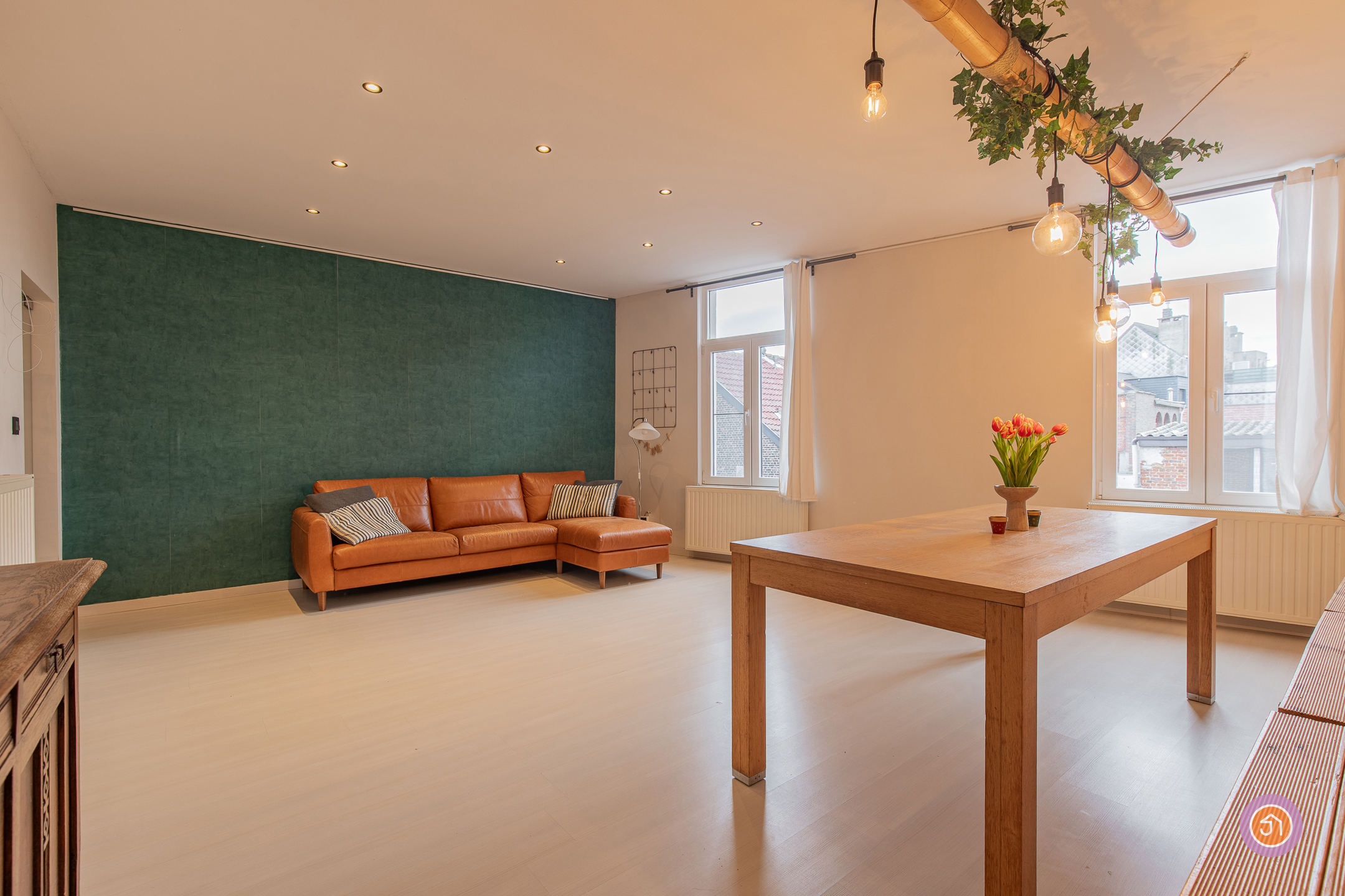 Ruim en instapklaar duplex appartement te Hemiksem - foto 3