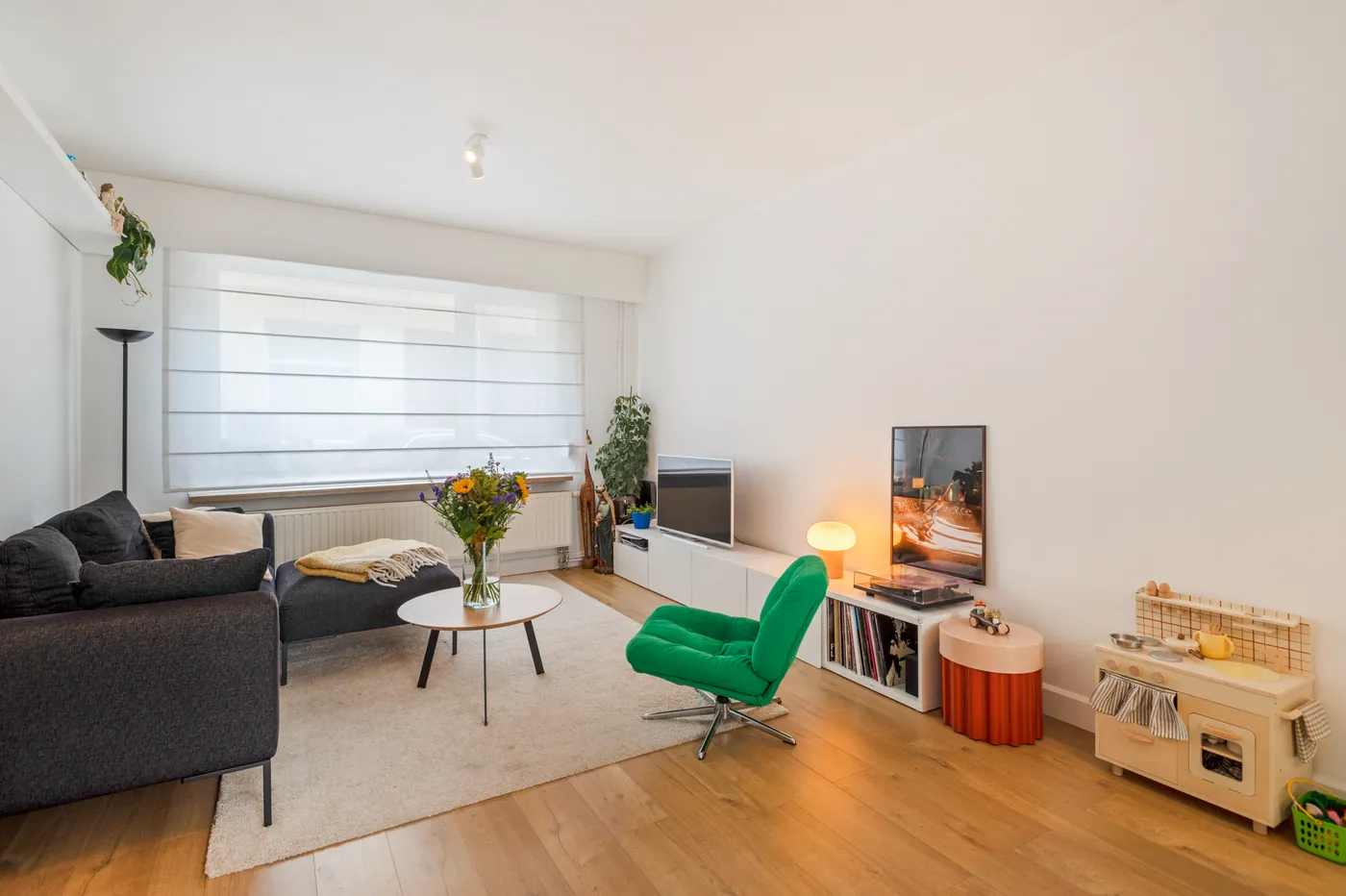 Karaktervolle stadswoning met 2 slaapkamers en gezellige stadskoer op toplocatie in Berchem - foto 5