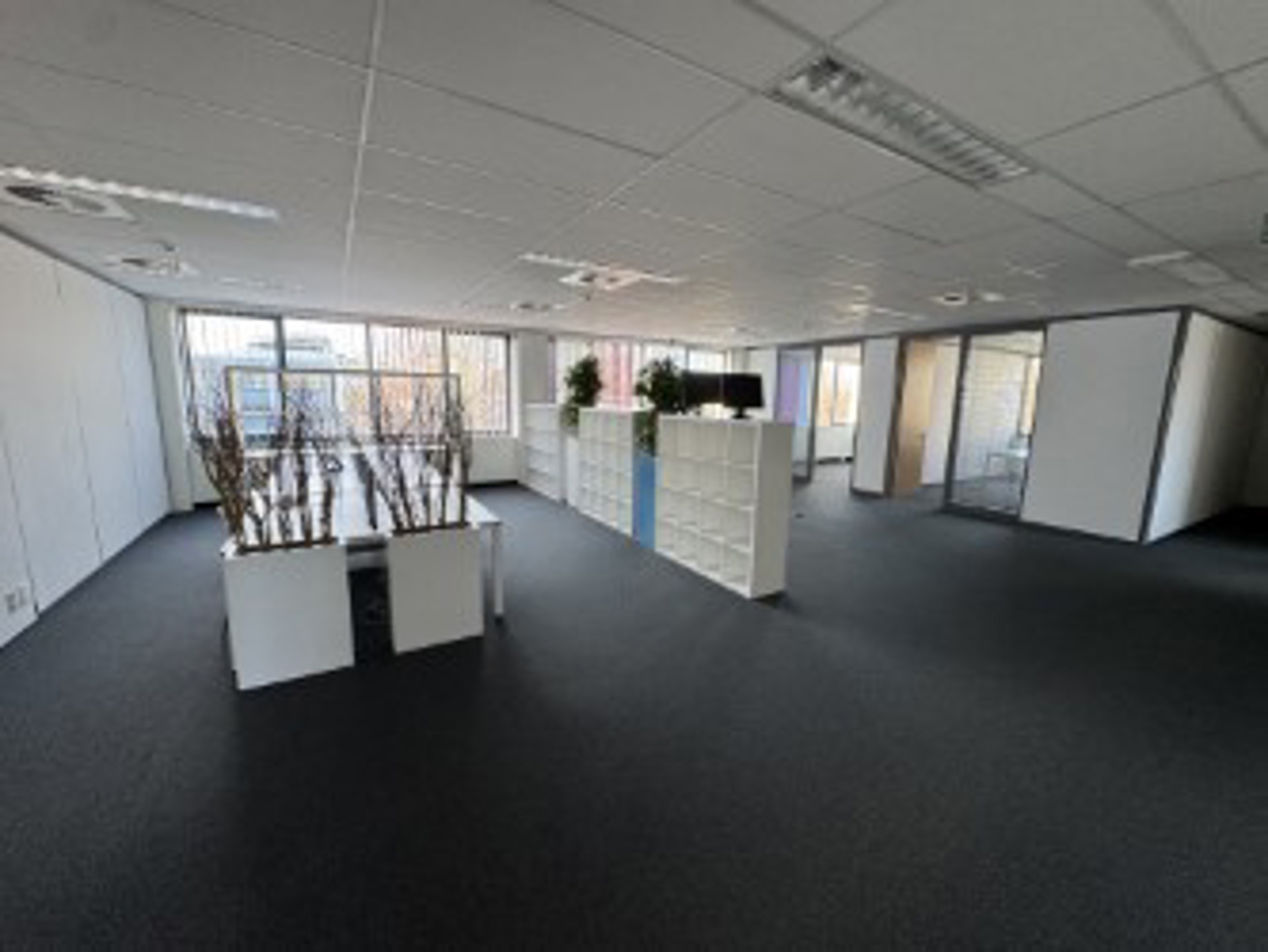 Commercial à louer à Zaventem - photo 5