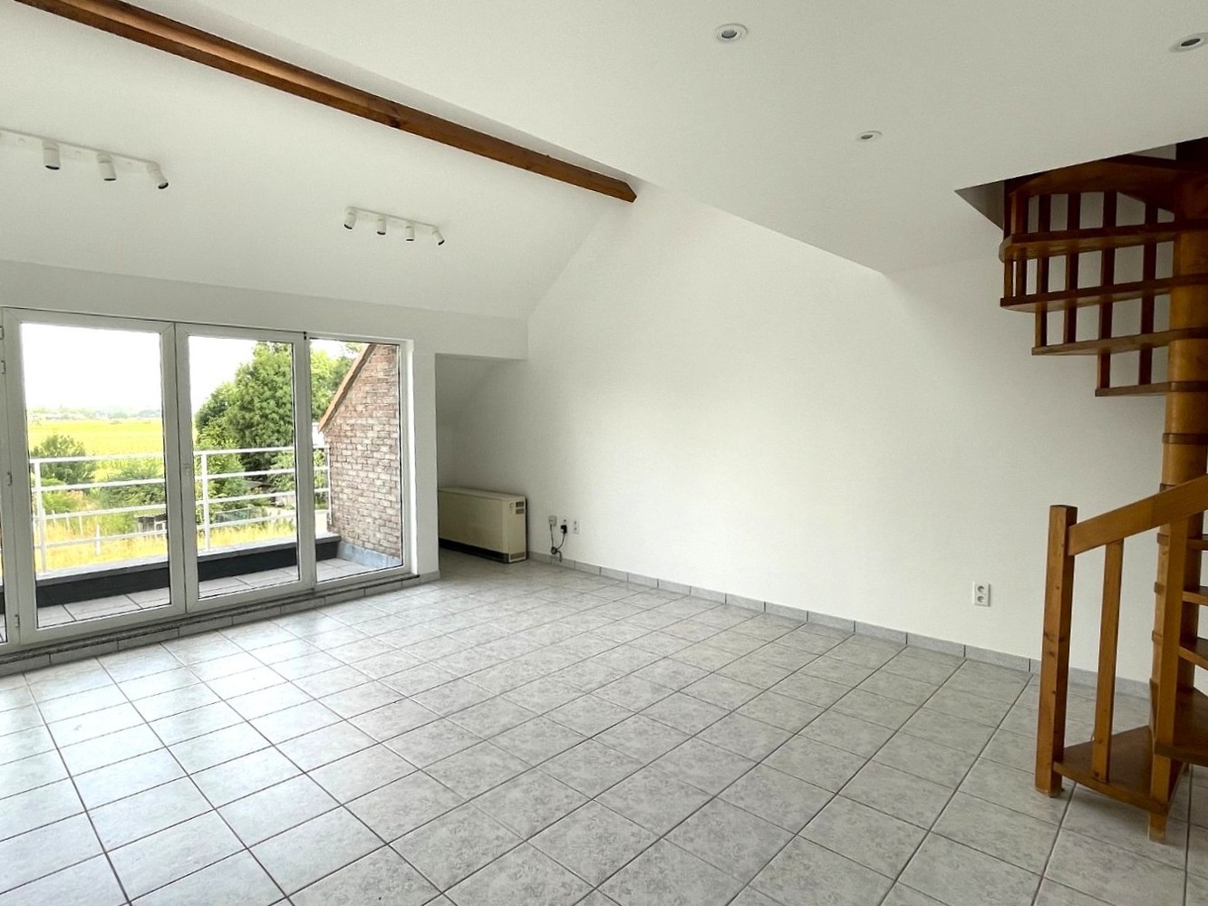 Ruim en lichtrijk duplex appartement met grote inpandige garage in Rotselaar - foto 4