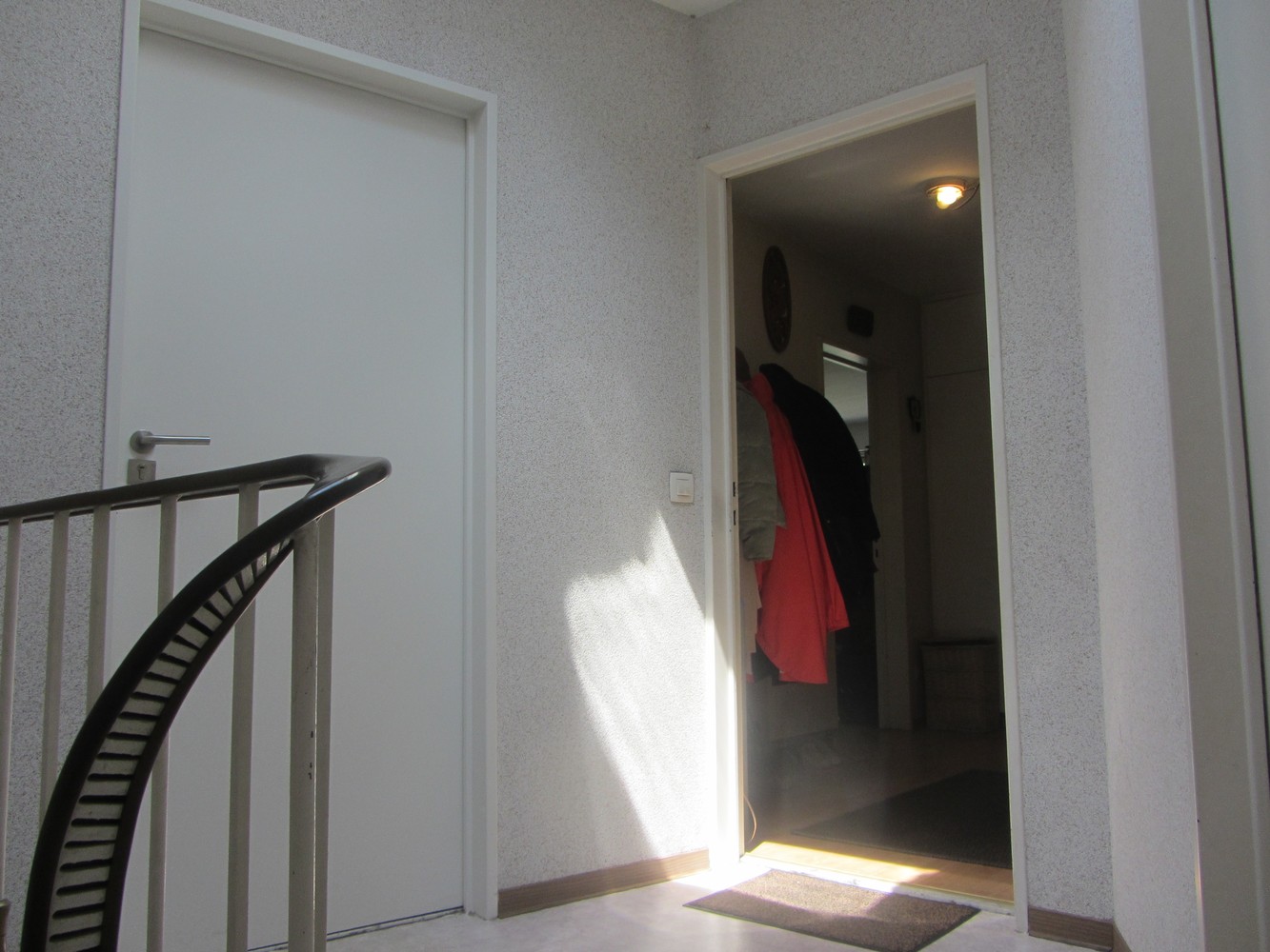 Centraal gelegen 2-SLK appartement met terras en berging - foto 5