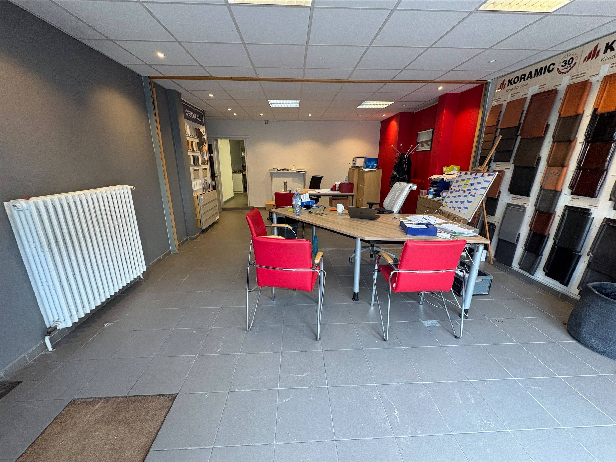 Commercieel pand te huur ter hoogte van Mariakerke te Oostende! - foto 5