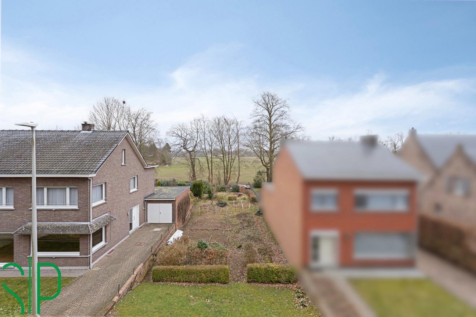 Prachtig gelegen bouwgrond in rustige wijk. - foto 1