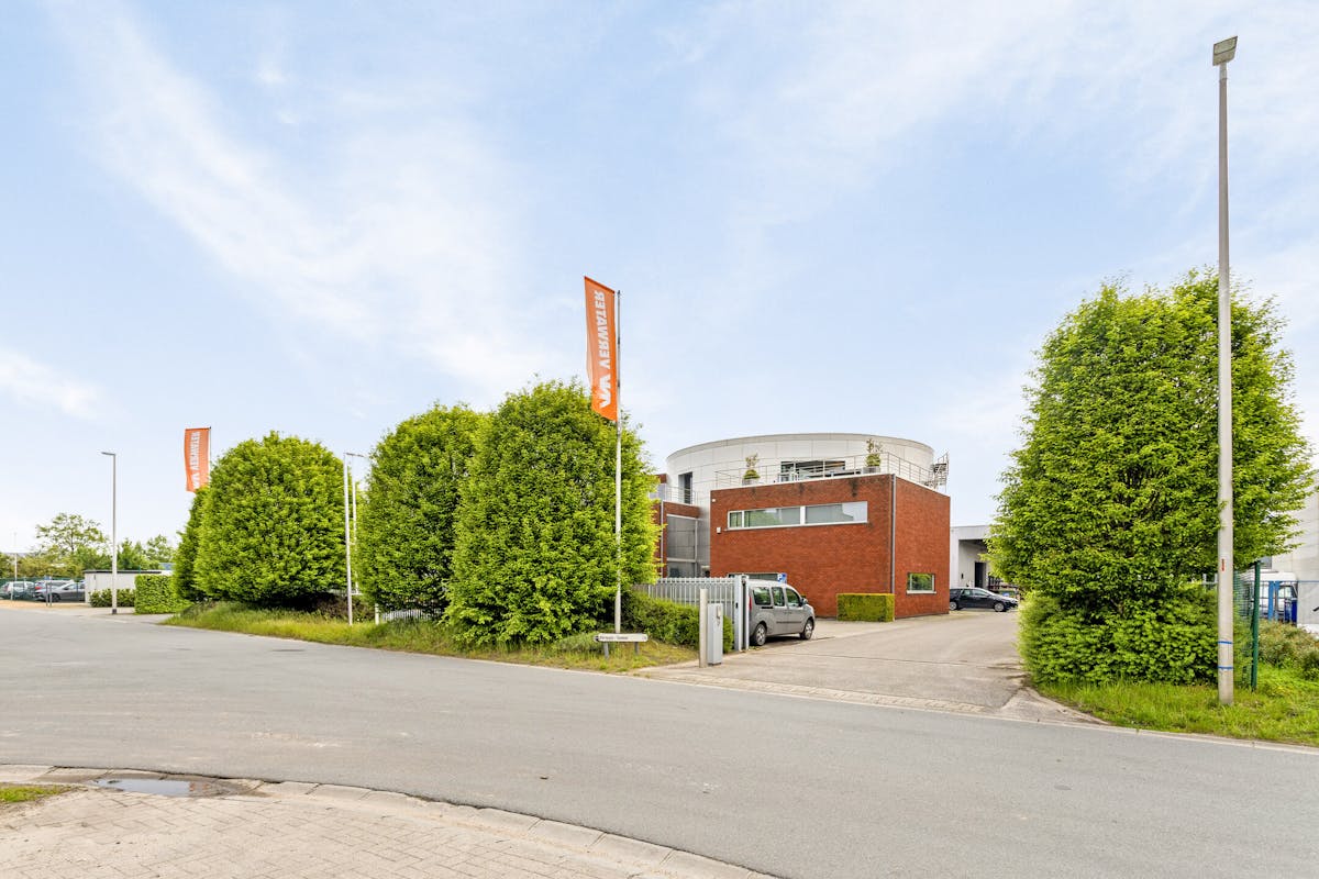 Ruim kantoorgebouw te huur in Essen - opsplitsing mogelijk - foto 2