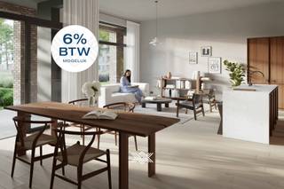 Dit appartement van 175 m² beschikt over een lichtrijke eet- en leefruimte met extra hoge plafonds en een zuid gericht terras van 22 m² langs...