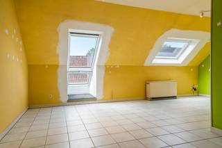 Bent U op zoek naar een appartement met 1 slaapkamers in Stekene? Lees hier dan zeker even verder!Dit charmante appartement biedt een comfortabele...