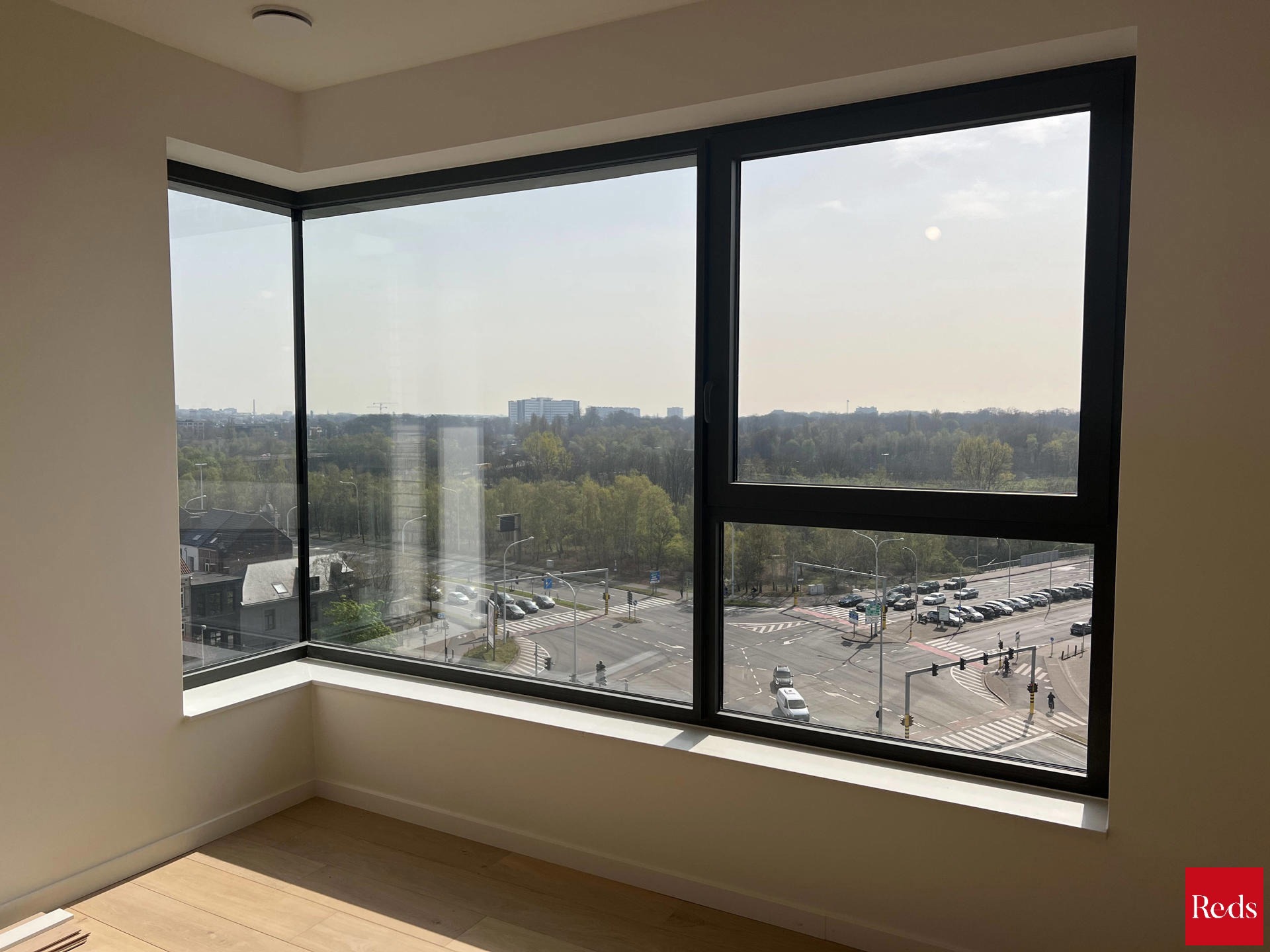 2-slaapkamer appartement met ruim terras en parking - foto 4