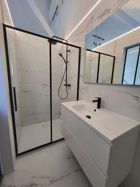 Gemeubelde studio te huur in het centrum van Brugge - foto 5