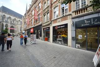 Commercial à louer à Louvain