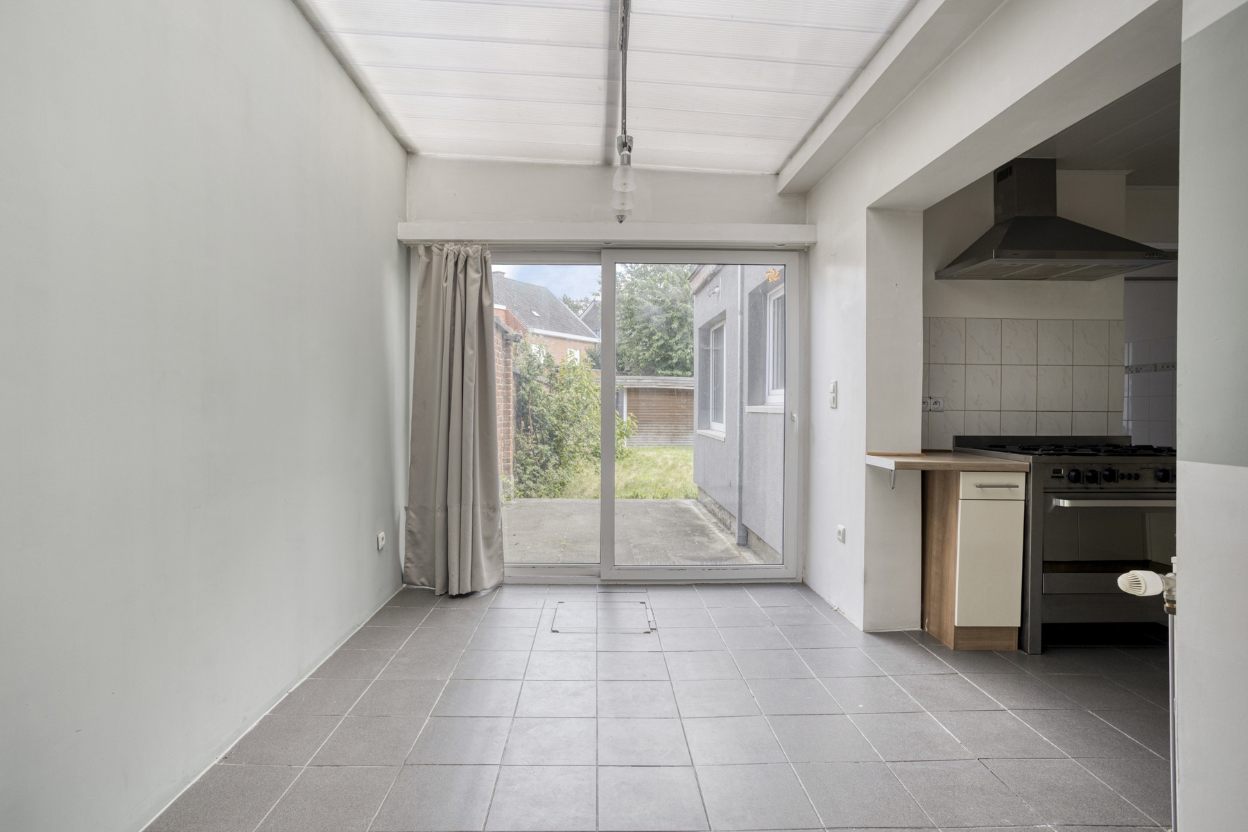 Instapklare woning met tuin en garage ! - foto 5