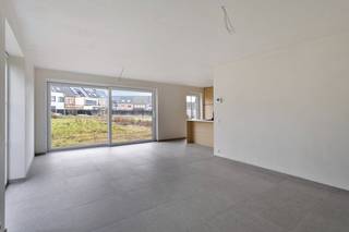 Hectaar biedt u de kans om eigenaar te worden van een energiezuinige en instapklare nieuwbouwwoning in Blaasveld, een rustig dorp gelegen...