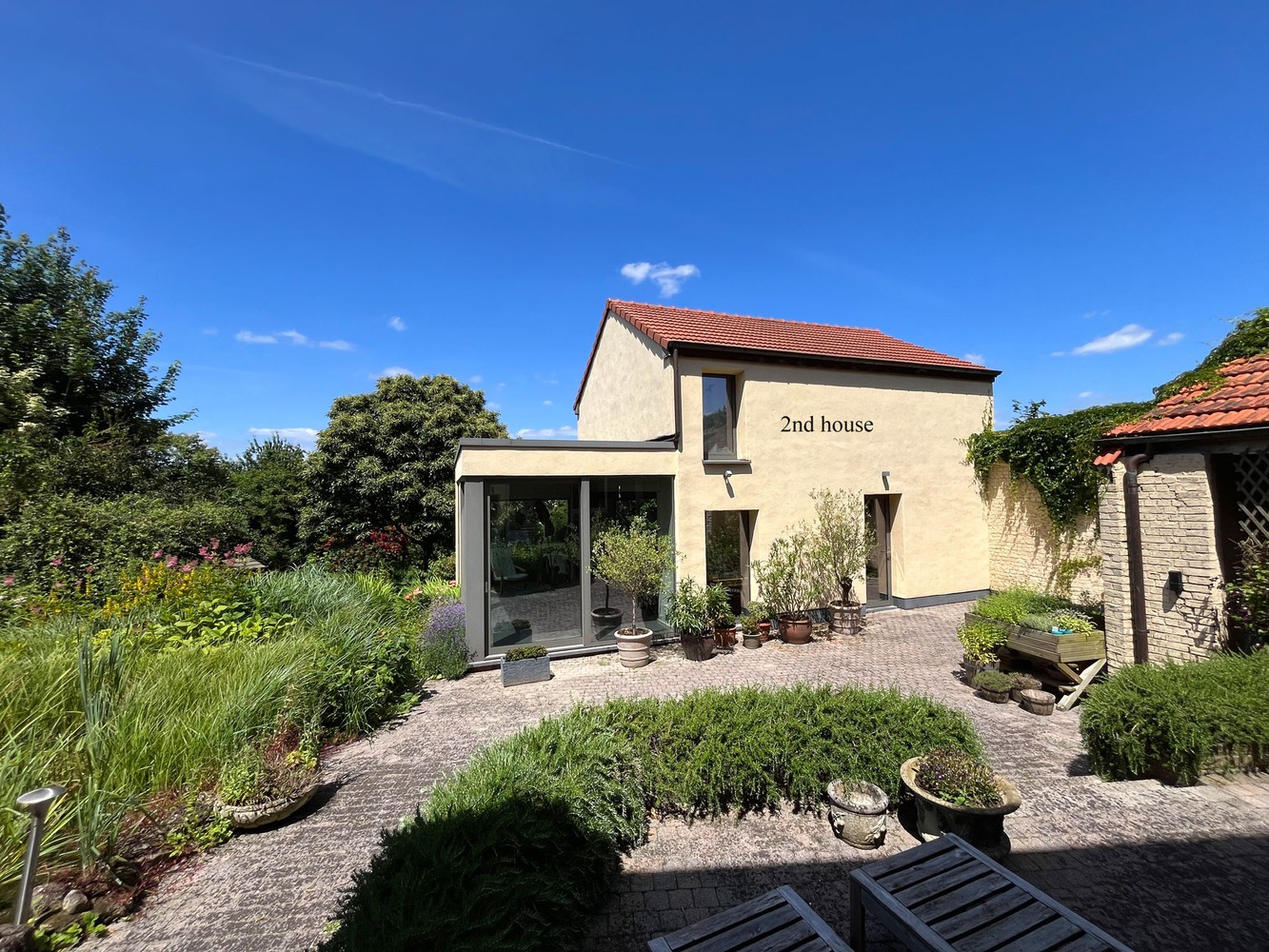 mooi geheel van ruime woning met vrijstaand bijgebouw (zorgwoning, atelier, kantoor, B&amp;B, ....) -  zeer RUSTIGE ligging tussen Leuven, Bierbeek en Hoegaarden - foto 4