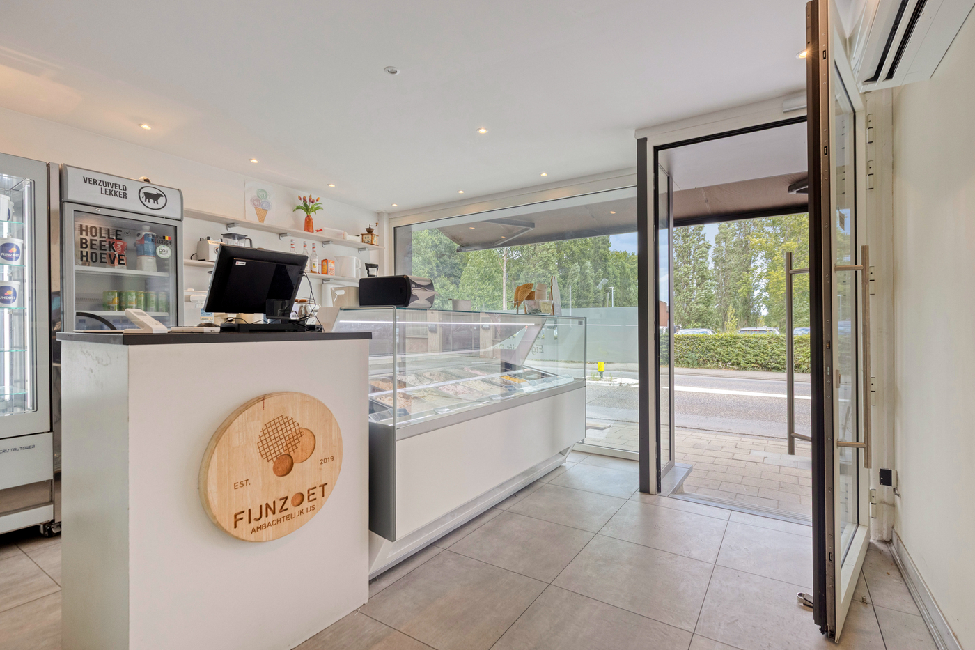 Te renoveren woning met handelsruimte in centrum Kruibeke - foto 4