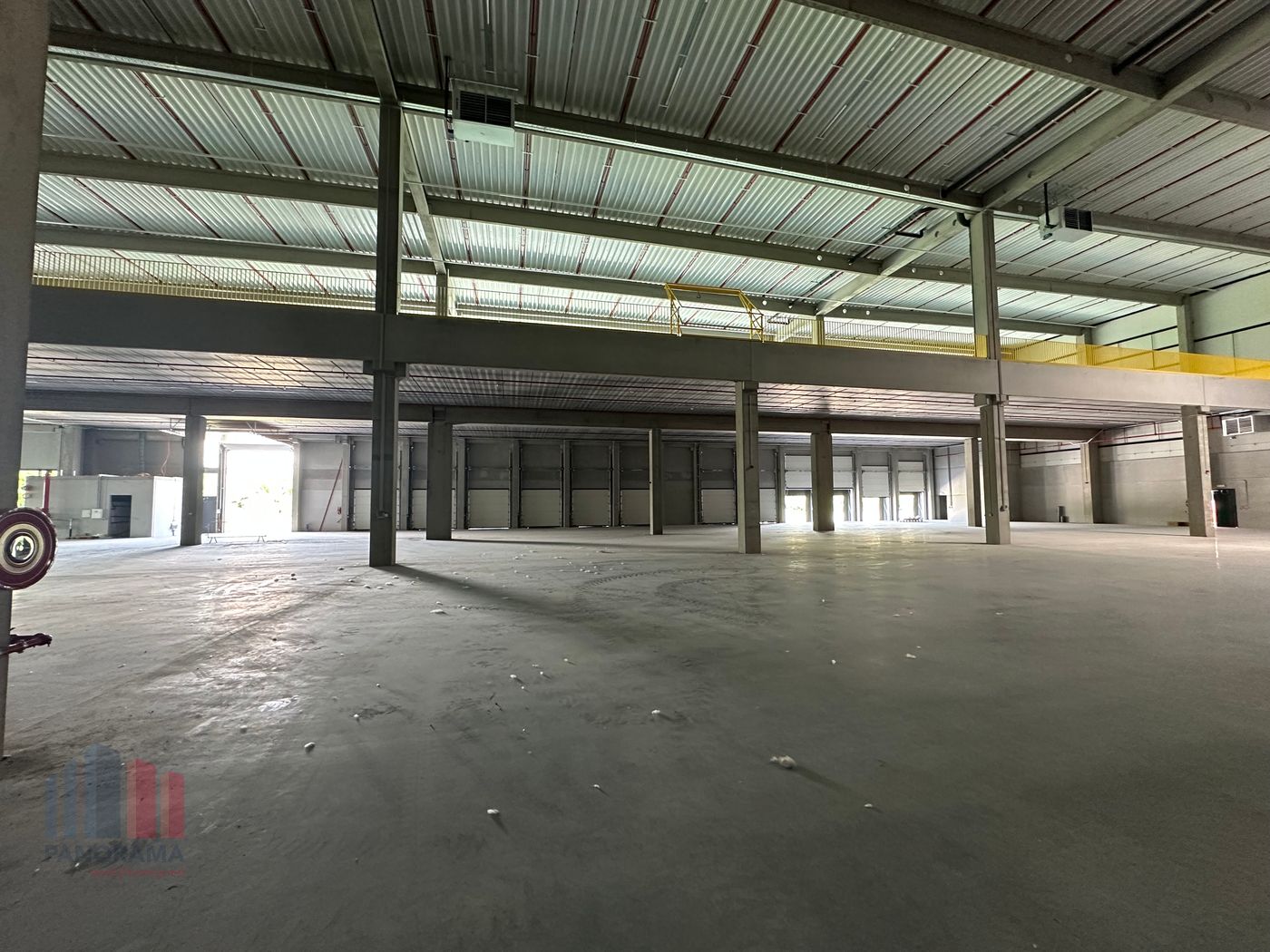 High-end logistiek bedrijfsgebouw te huur in Péruwelz - photo 4