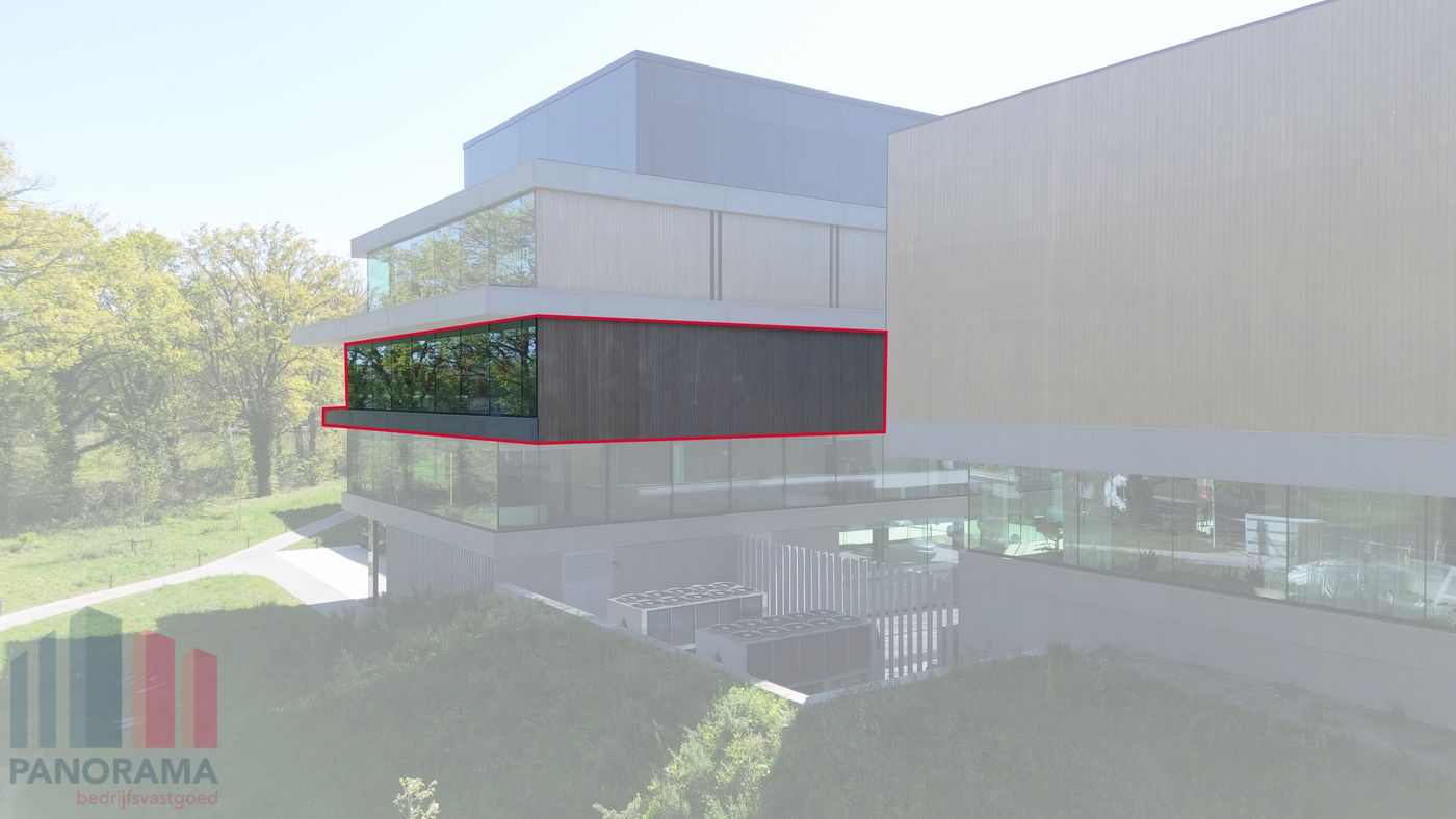 762 m² HIGH-END KANTOREN OP TOPLOCATIE LANGS DE E40 TE OOSTKAMP - foto 1