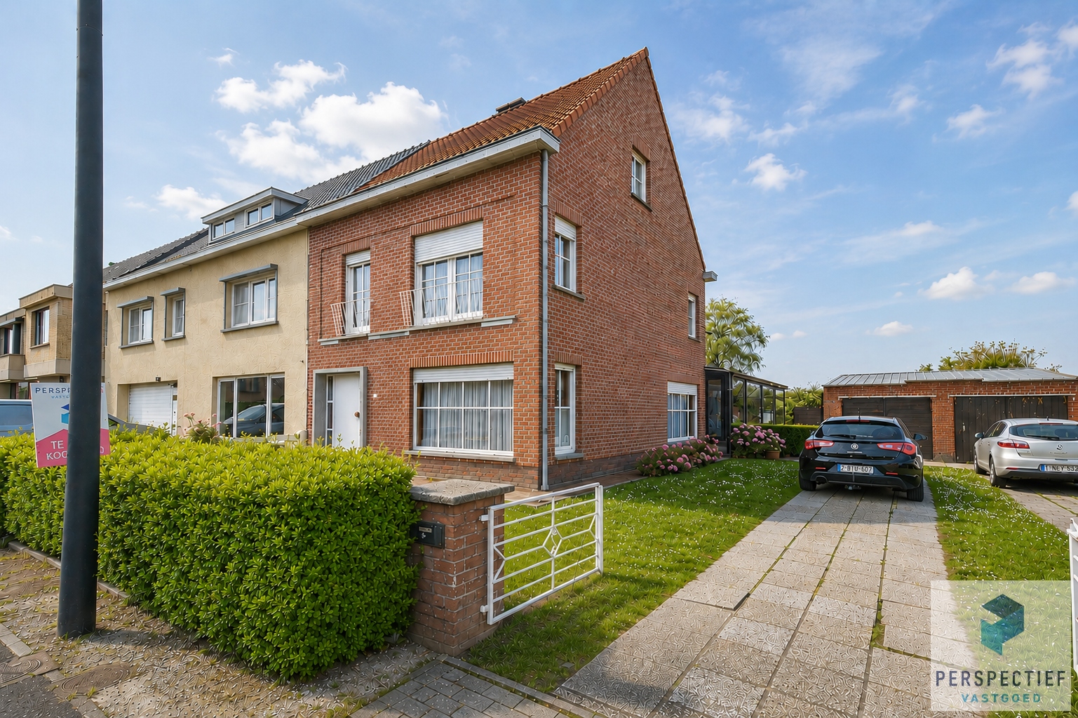 IN OPTIE - COMPROMIS IN OPMAAK | Rustig en centraal gelegen woning met landelijk uitzicht, grote garage en tuin - foto 4