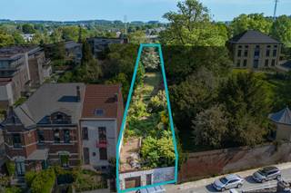 In the heart of the Faubourg de Namur district in Nivelles, magnificent plot of land of 11.80 ares ready to welcome your dream project. Popular...