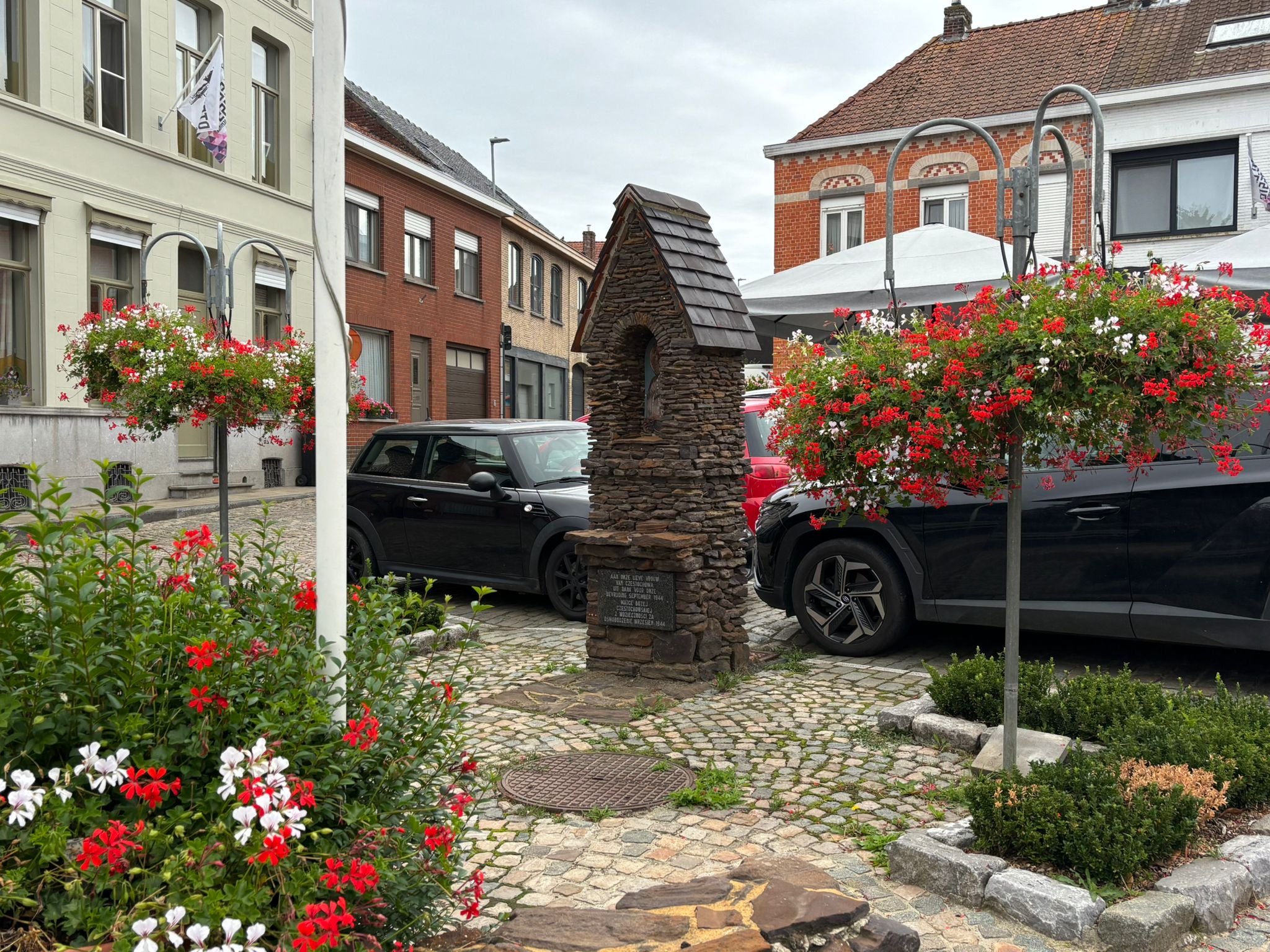 Te koop: woning met 3 slpk, dubbele garage en handelsruimte - foto 5