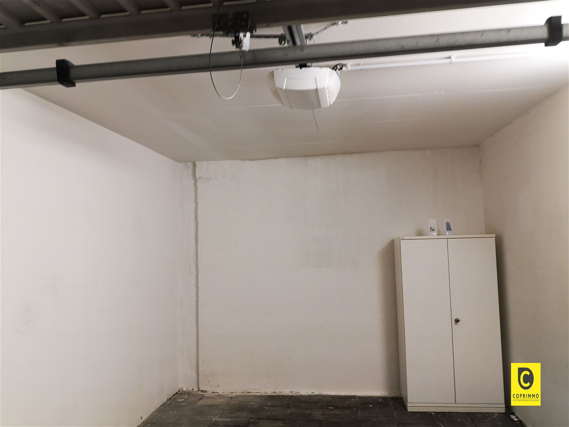 Garagebox met elektrische poort! - foto 3