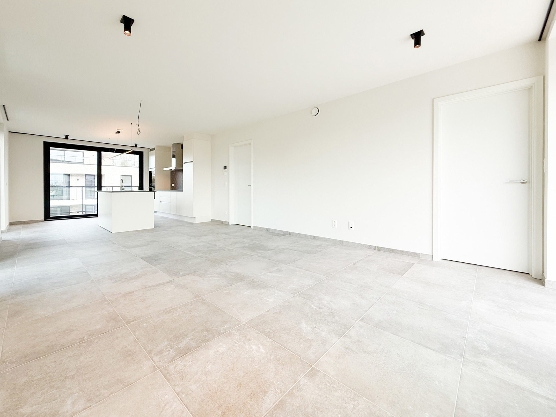 Ruim nieuwbouwappartement met garage in het centrum van Puurs - foto 4