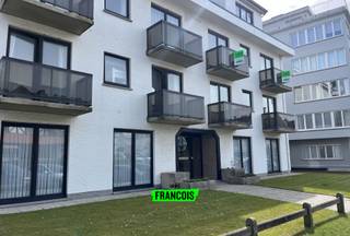 Dit ruime appartement is gelegen op de Koninklijke Baan in De Haan, in de mooie, gegeerde concessiewijk en bevindt zich op slechts enkele stappen...