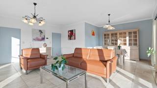 TE KOOP | Instapklaar appartement in hartje Lummen 🌿Welkom aan de Schulensebaan 4D, midden in het gezellige Lummen. Deze bruisende gemeente staat...