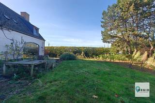 Deze aanbieding zal ongetwijfeld in aanmerking komen voor een ruim publiek zoekende kopers. Heropbouwproject – landelijk-moderne villa met...