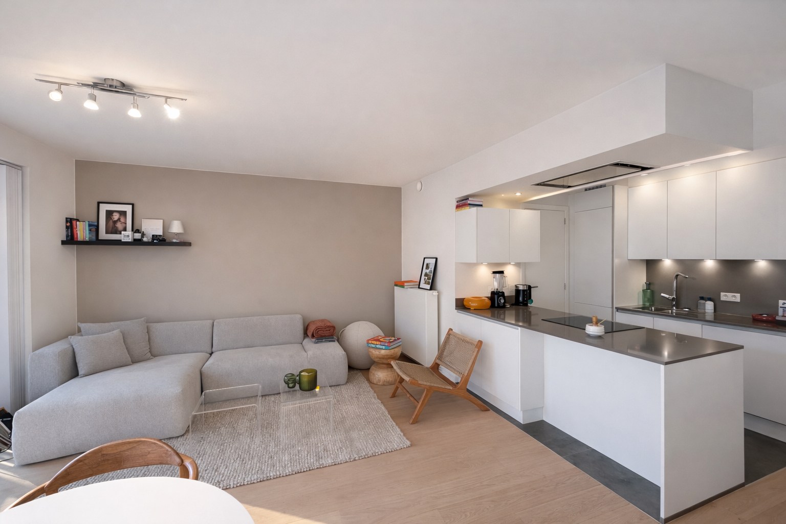 Apartment for rent in Knokke with 1 bedroom - photo 4