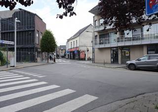 Voor meer info of een bezoek, bel 053 59 49 32 - Centraal gelegen gelijkvloerse kantoorruimte in een verzorgd en goed onderhouden...