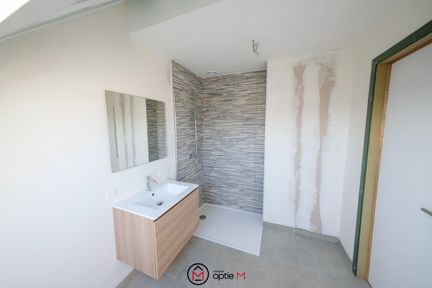 TE HUUR DUPLEX APPARTEMENT MET TERRAS IN DIEPENBEEK - foto 5