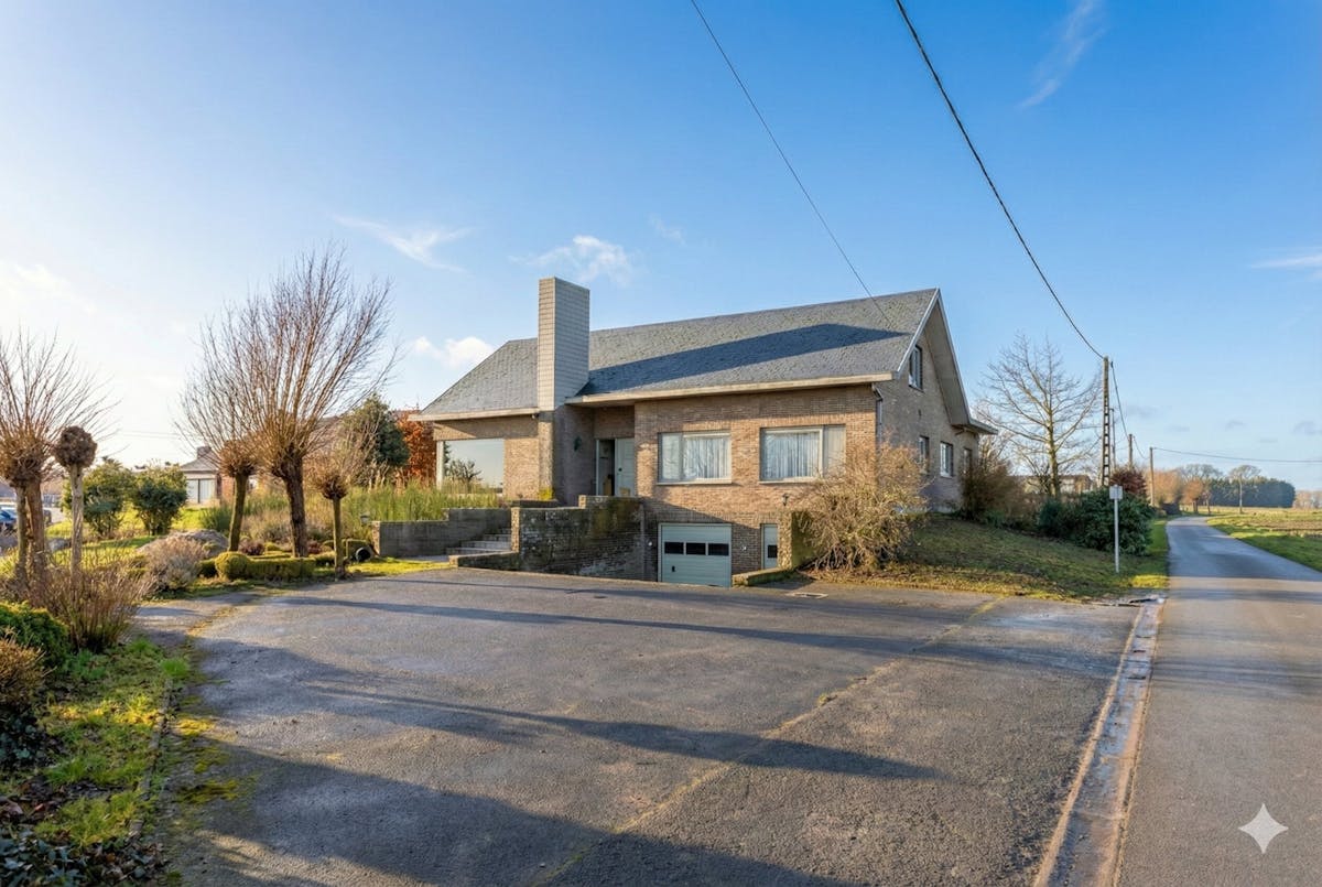 Villa à rénover à vendre sur un terrain de 2 015 m² à Hooglede - photo 2