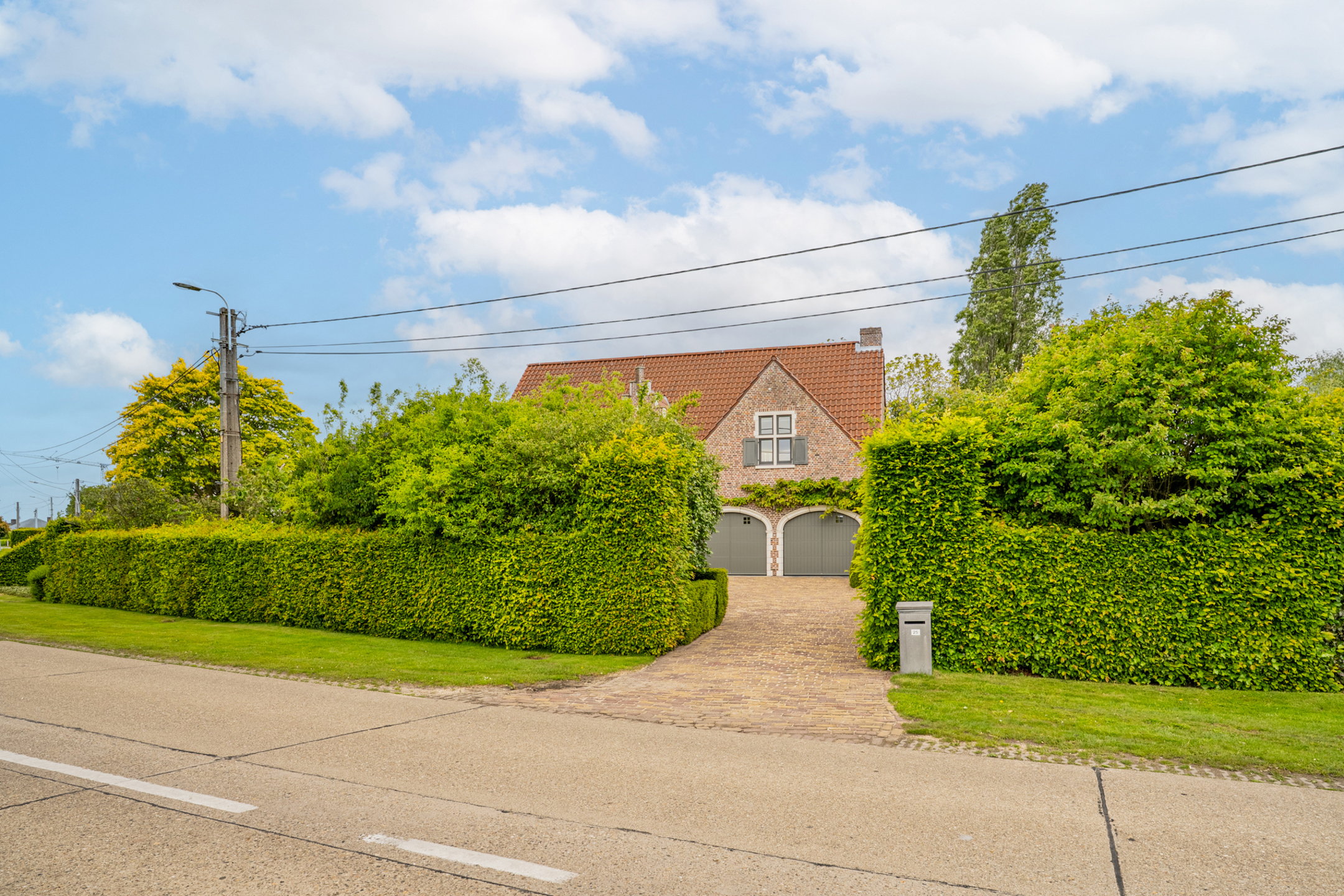 House for sale in Rijkevorsel with 4 bedrooms - photo 2