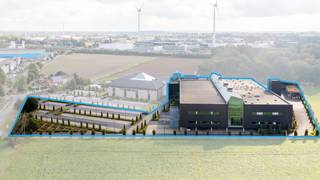 Fantastisch gelegen <strong>kantoren</strong> van <strong>1.807 m²</strong> te huur te Kortrijk op amper 1 km van de R8 met een onmiddellijke verbinding naar de E17. De instapklare en zeer lichtrijke kantoren situeren zich op de <strong>1ste verdieping</strong>.<br /><br />De moderne ruimtes zijn van alle hedendaagse comfort voorzien en zijn ingedeeld in afzonderlijke kantoren, landschapskantoren en polyvalente ruimtes. Onmiddellijk beschikbaar! <br />Tevens mogelijkheid tot huren van +/- 800 m² of 1.000 m². <br /><br />Ruime parkeermogelijkheden bij het gebouw.<br /><br />Contacteer <strong>PANORAMA B2B</strong> voor meer informatie, plannen of een vrijblijvend plaatsbezoek <strong>056 222 256</strong>.