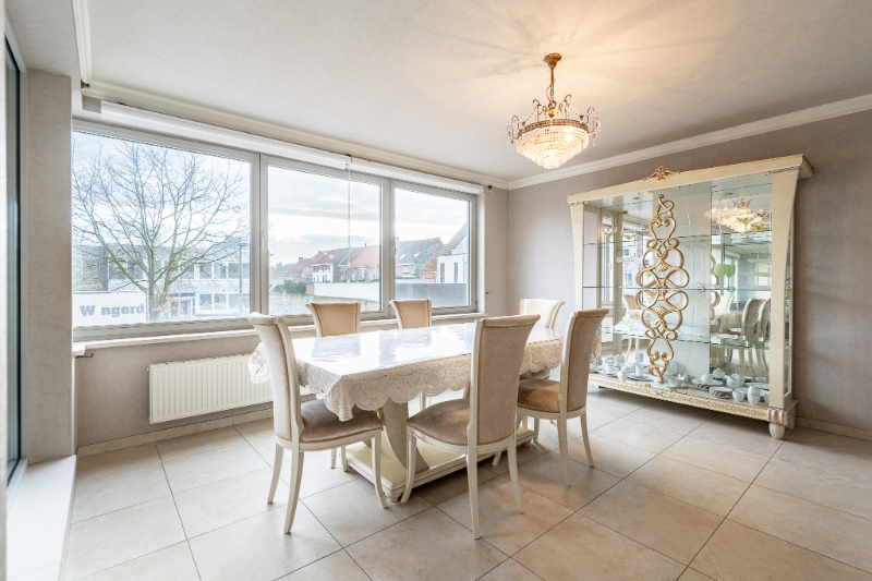 Ruim appartement (145m²) met 3 slaapkamers - foto 5