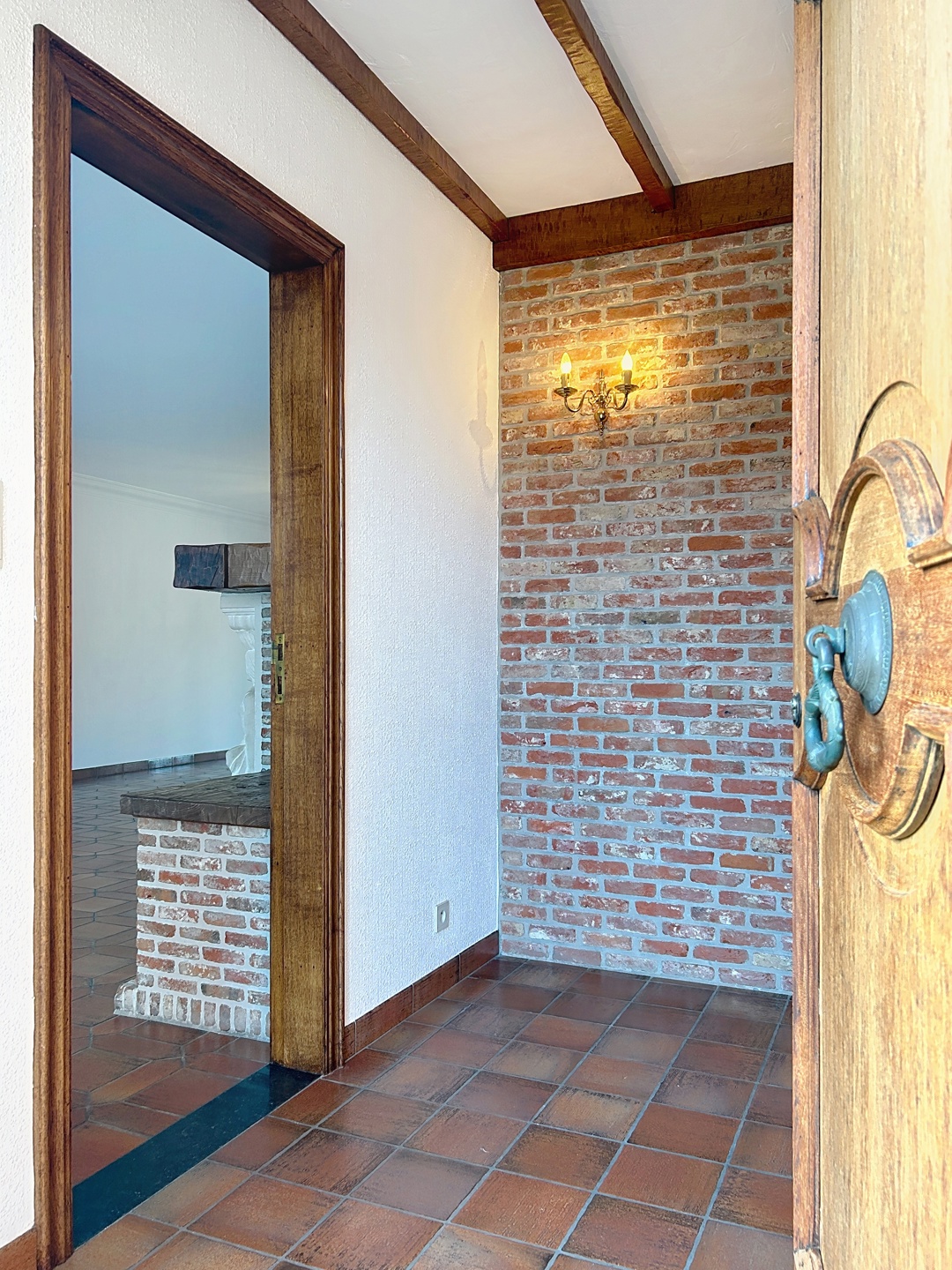 Charmante laagbouwwoning op een mooi perceel – 3 slaapkamers, ruime zolder en kelder - foto 3